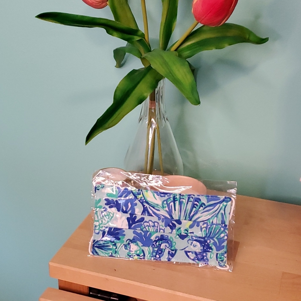 New Lilly Pulitzer Face Mask